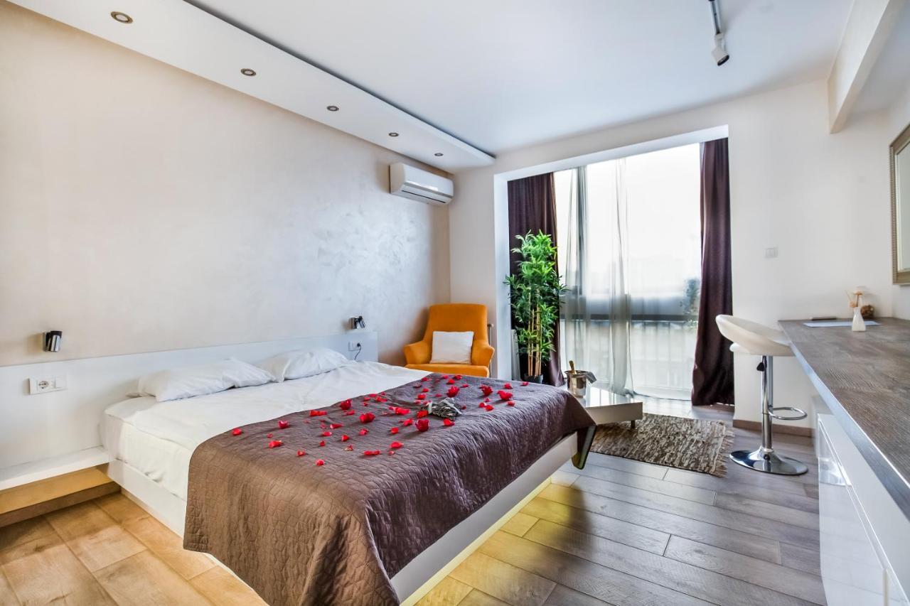 Luxury Boutique City Center Apartments Белград Экстерьер фото