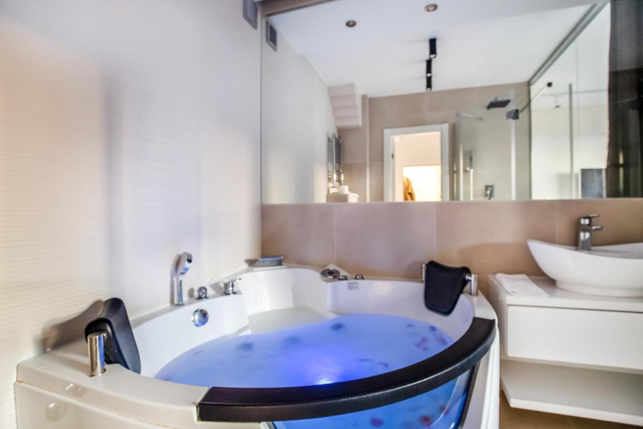 Luxury Boutique City Center Apartments Белград Экстерьер фото
