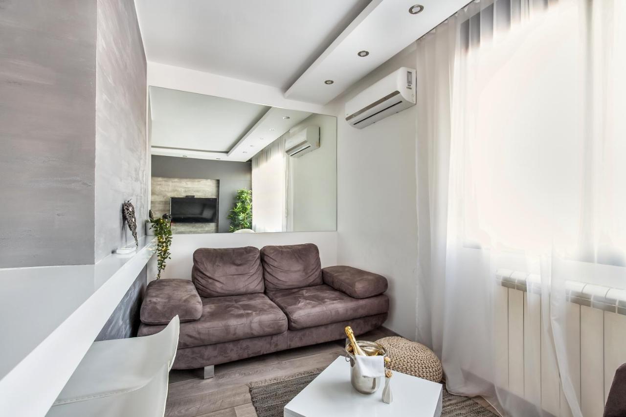 Luxury Boutique City Center Apartments Белград Экстерьер фото