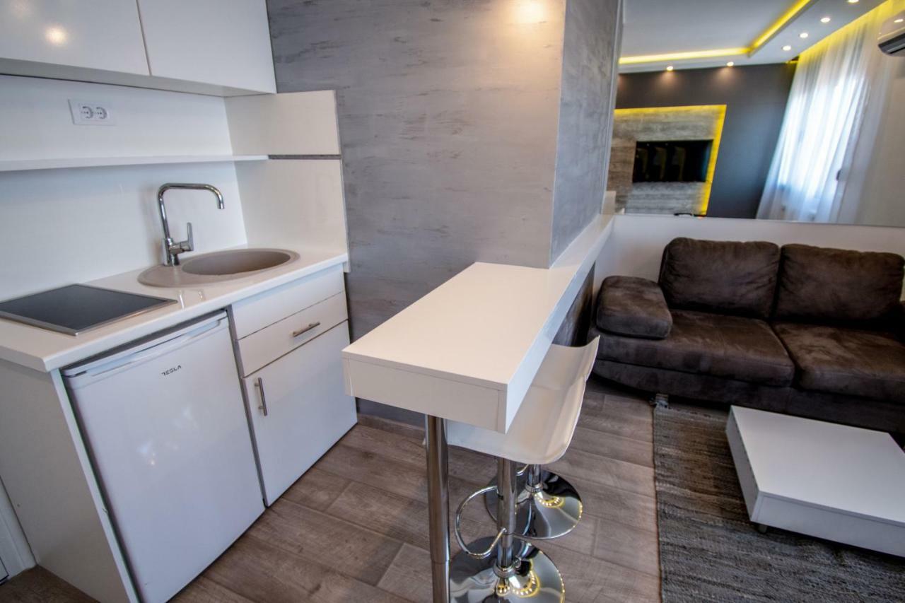 Luxury Boutique City Center Apartments Белград Экстерьер фото